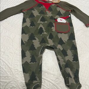 Mud Pie Santa Sleeper